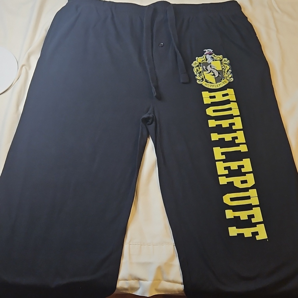 Harry Potter Pajama Pants Hufflepuff Mens LARGE Black & Yellow